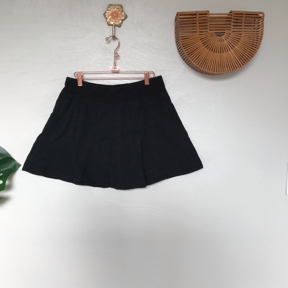 XCVI Black Mini Skirt, Large - Picture 4 of 6